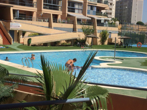 Ático en Cala de Villajoyosa con gran solárium - tripinvest.es